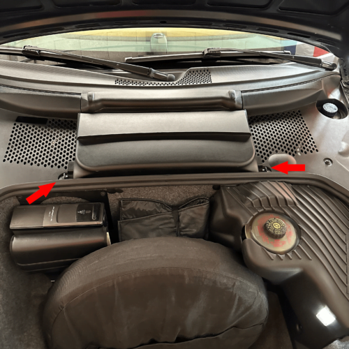 Porsche 996 - Batterie emplacement