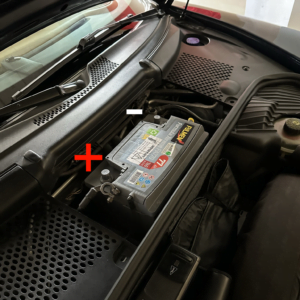 Porsche 996 - Batterie emplacement